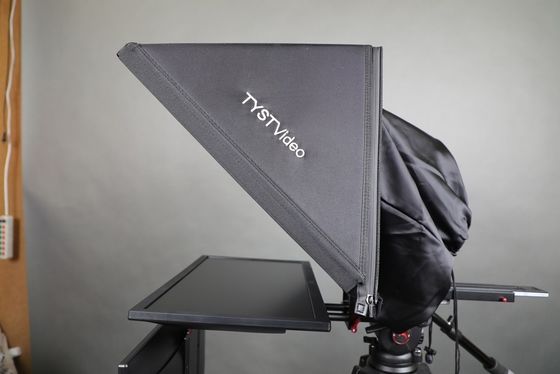Teleprompter de estúdio de 24 polegadas com 300 nit de brilho do monitor e controle remoto por fio